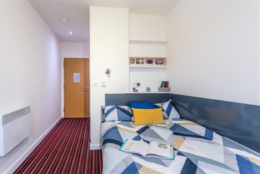 1 bed flat, Brookland Rd, Clarendon Park, Leicester, LE26BH - Image 3